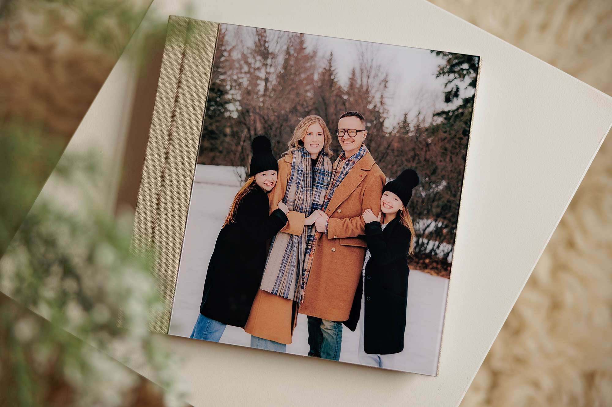 Album cover material and foil detail